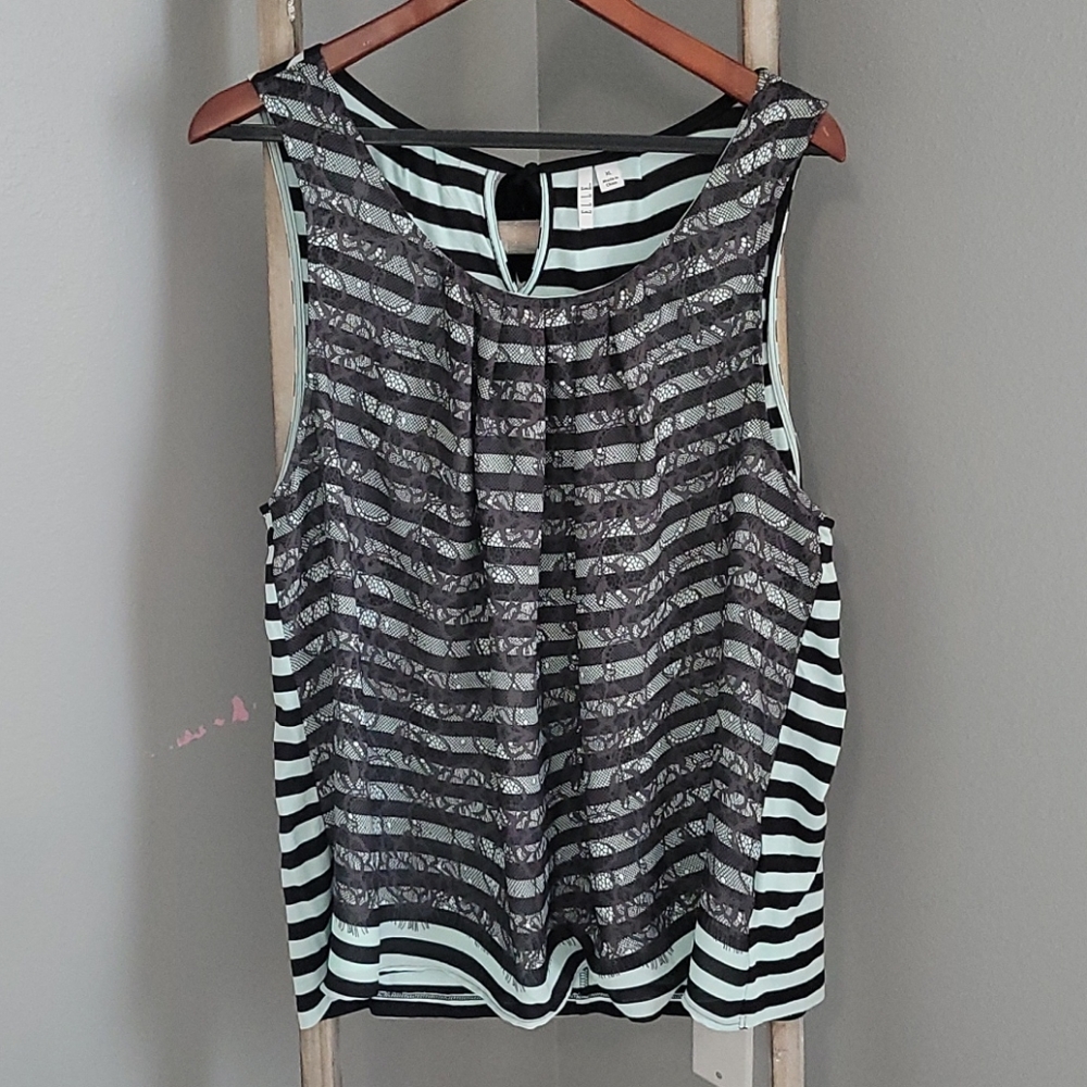 Flowy Tank